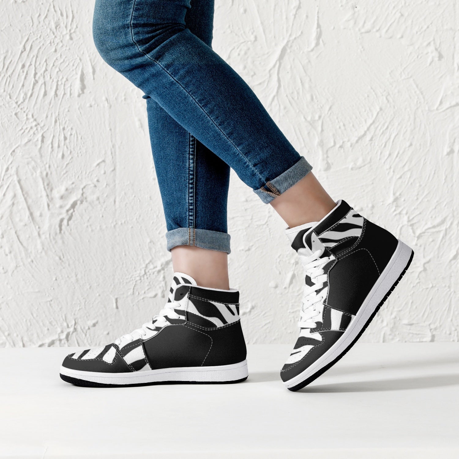 High Top Sneakers Black with zebra print decoration