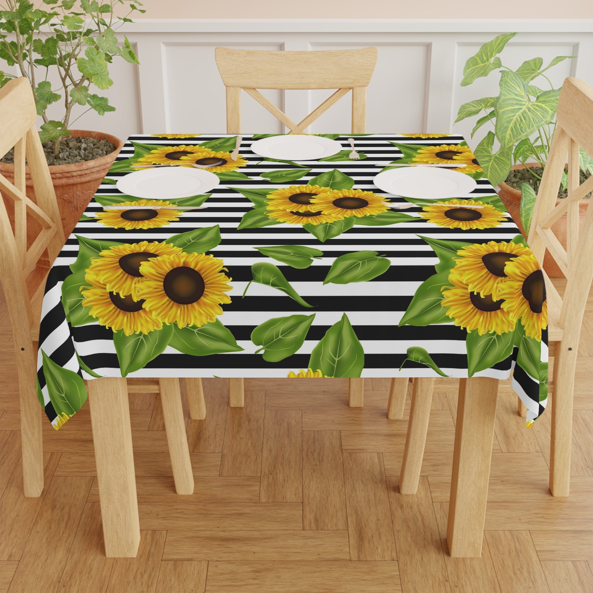 Tablecloth Sunflowers on black and white