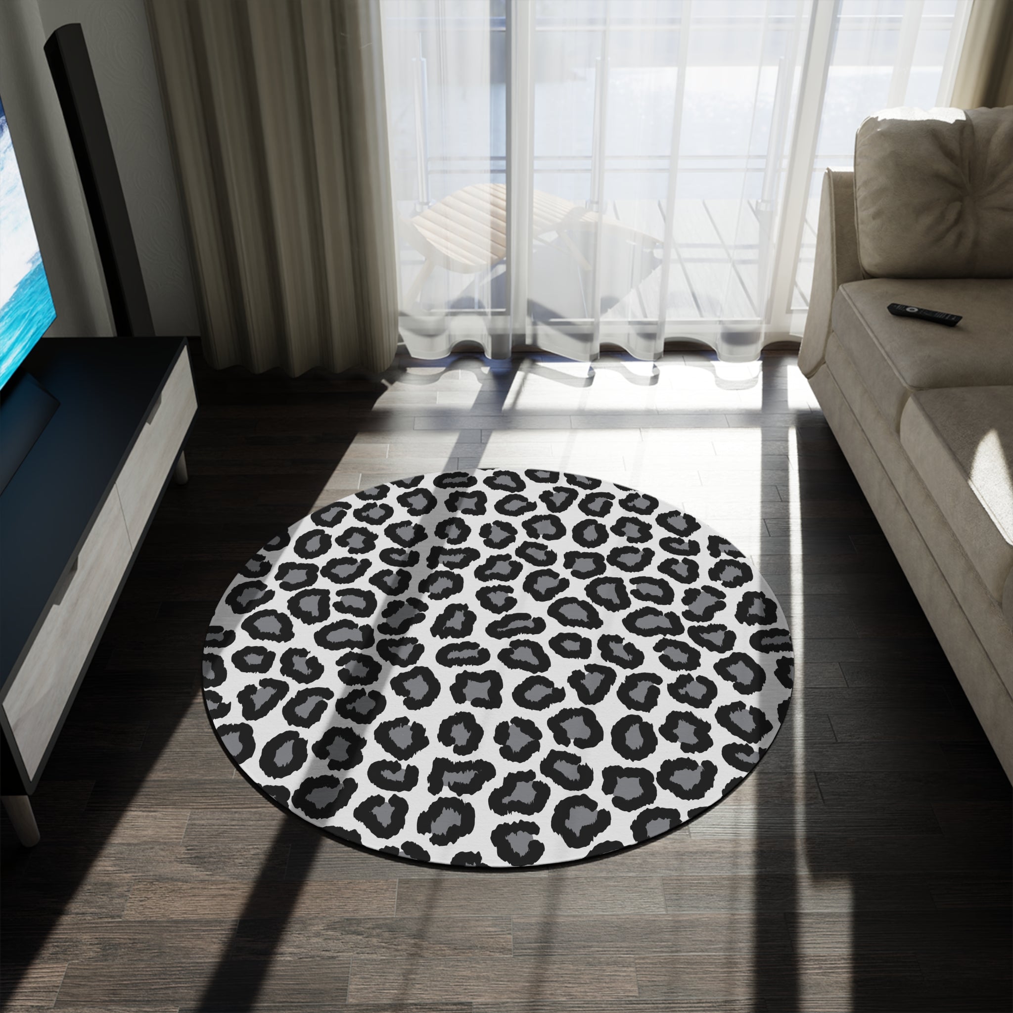 Round Rug Snow Leopard