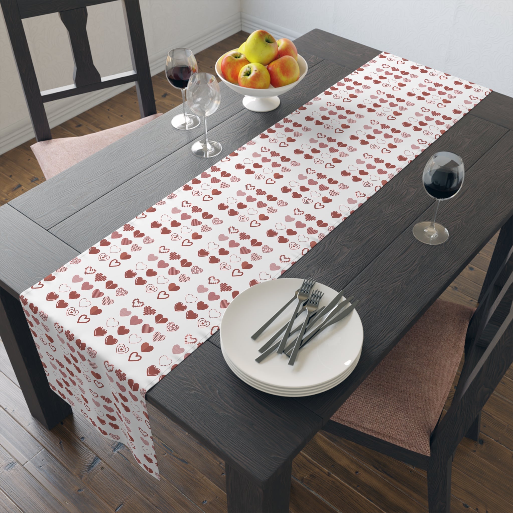 Table Runner (Cotton, Poly) Hearts Valentine