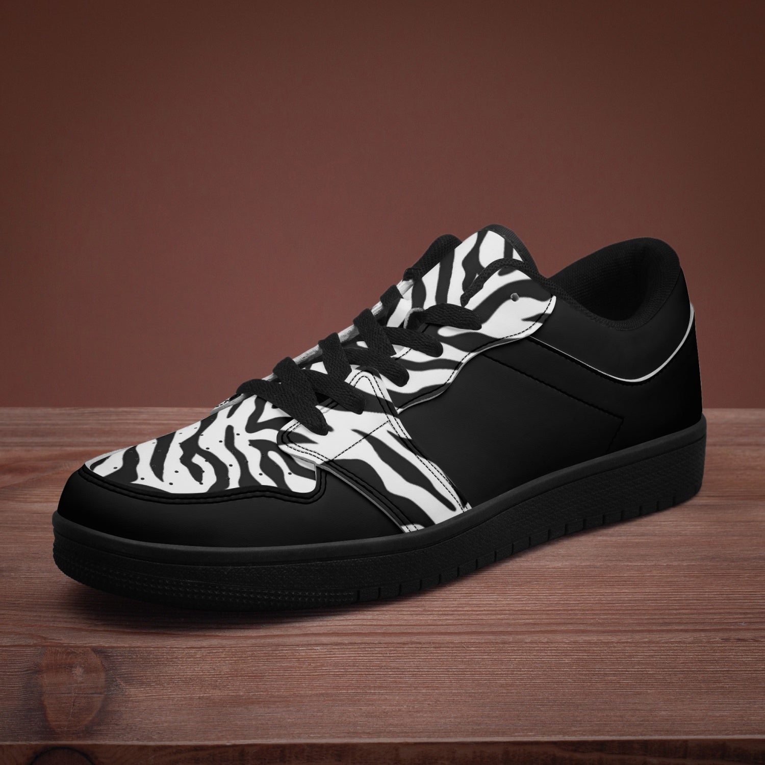 Low-Top Leather Sneakers - Black with Zebra print