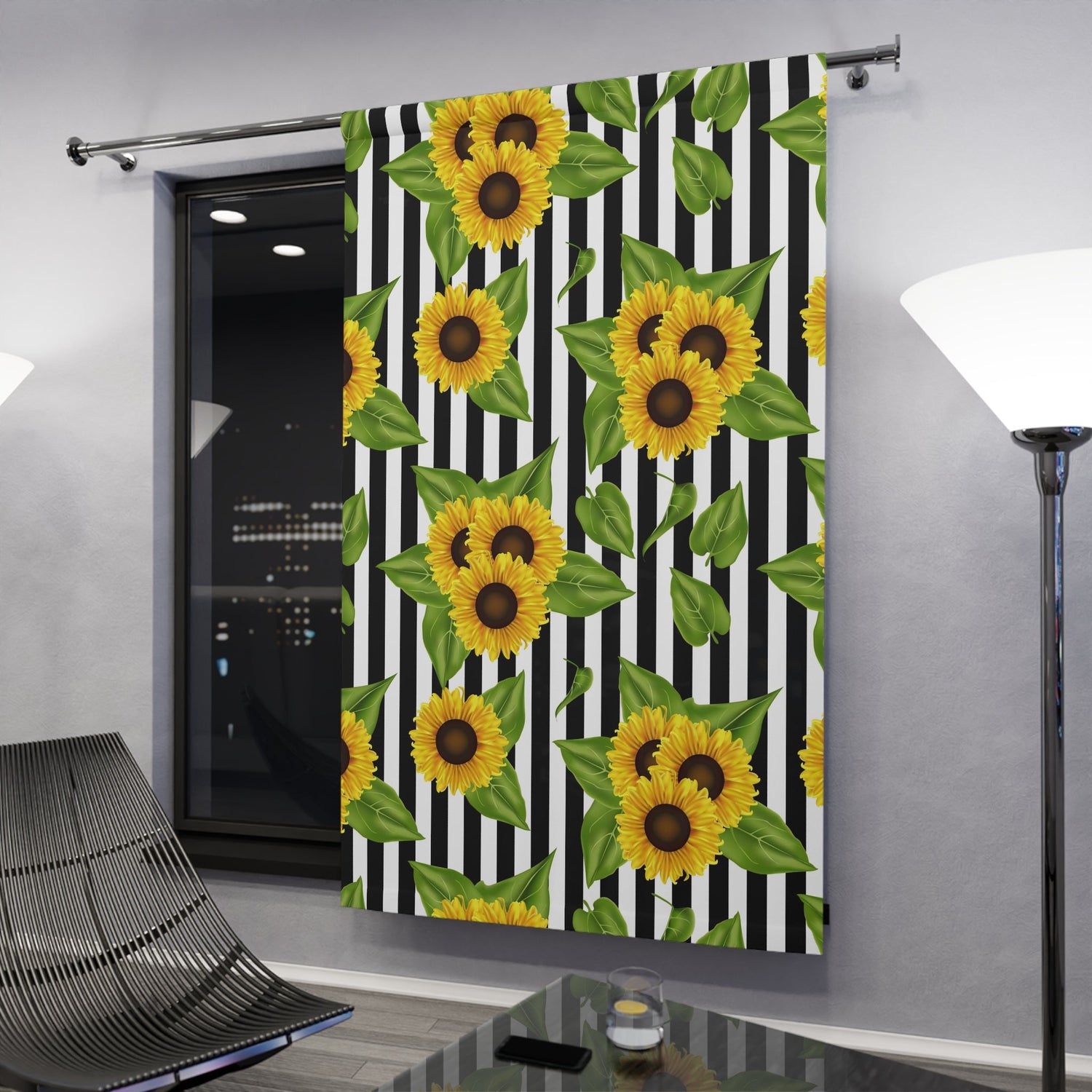 Window Curtains (1 Piece) Sunflowers on black and white