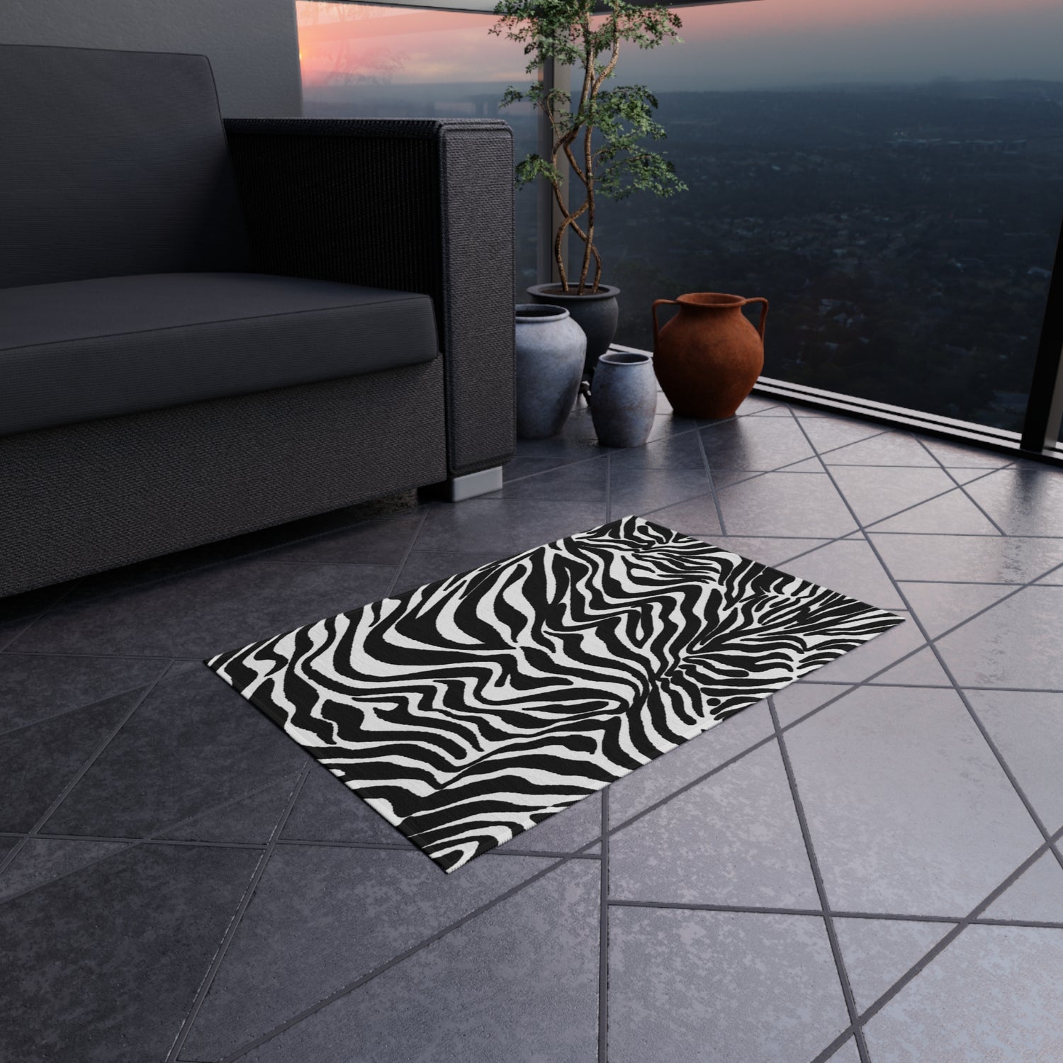 Outdoor Rug White Black Zebra print