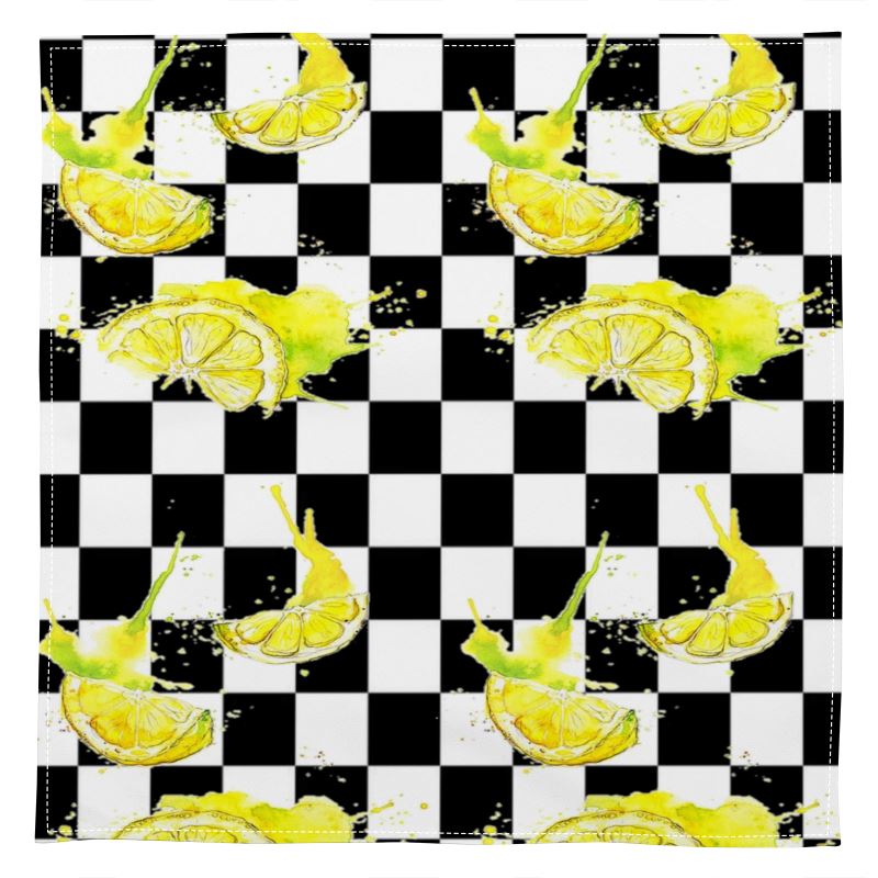 Napkins Black and White with Lemons decoration.