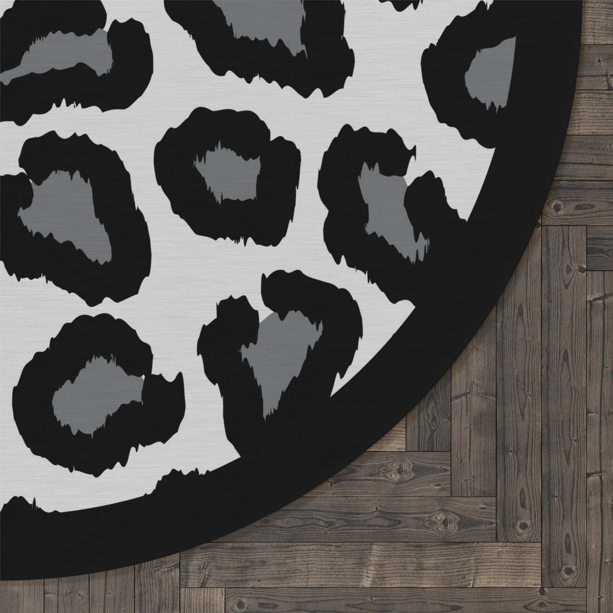 Round Rug Leopard print  on black