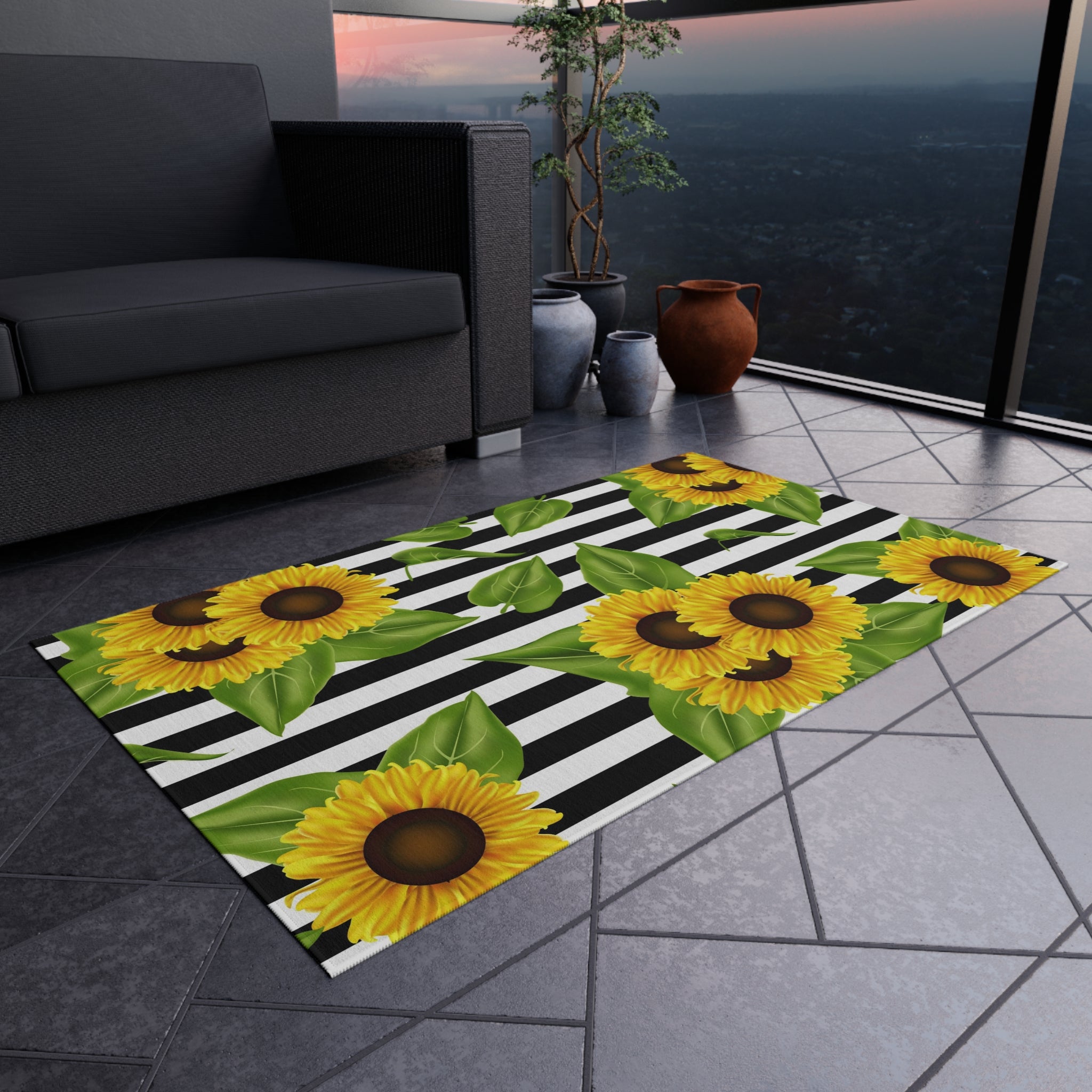 Outdoor Rug Sunflowers on black and white