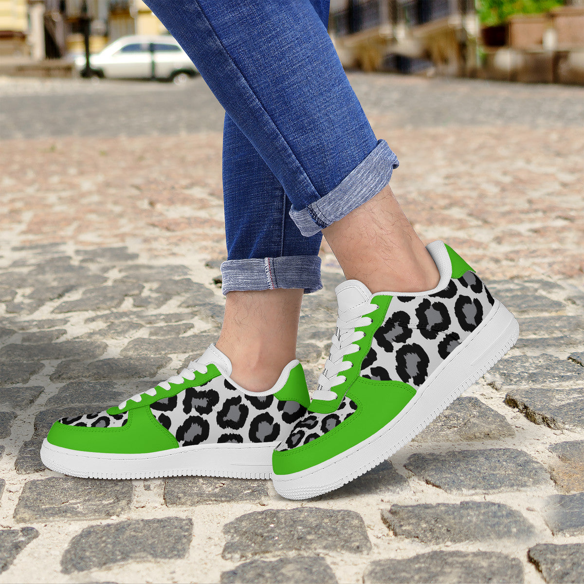 Low Top Unisex Sneakers Green with Leopard decoration