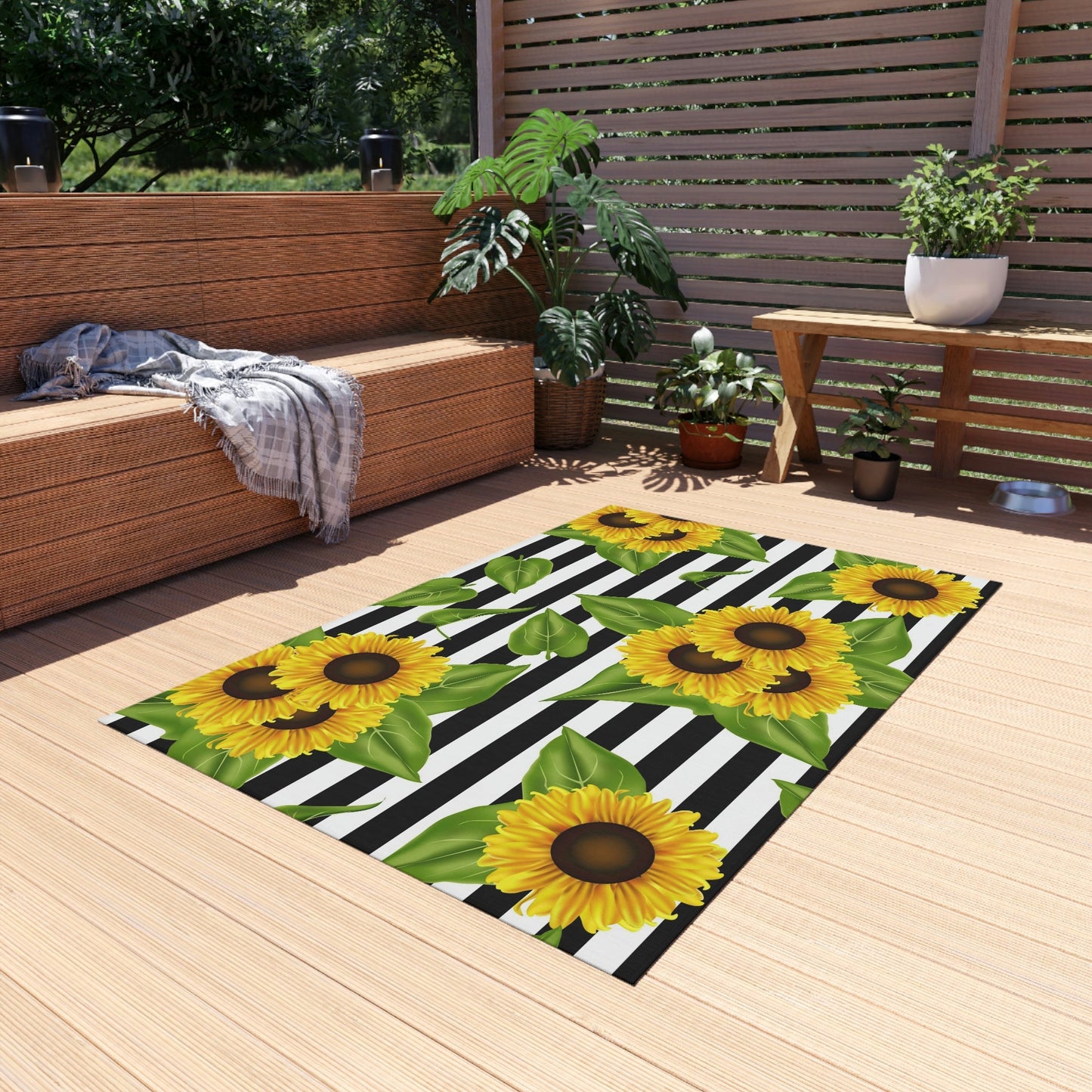 Outdoor Rug Sunflowers on black and white Home-clothes-jewelry