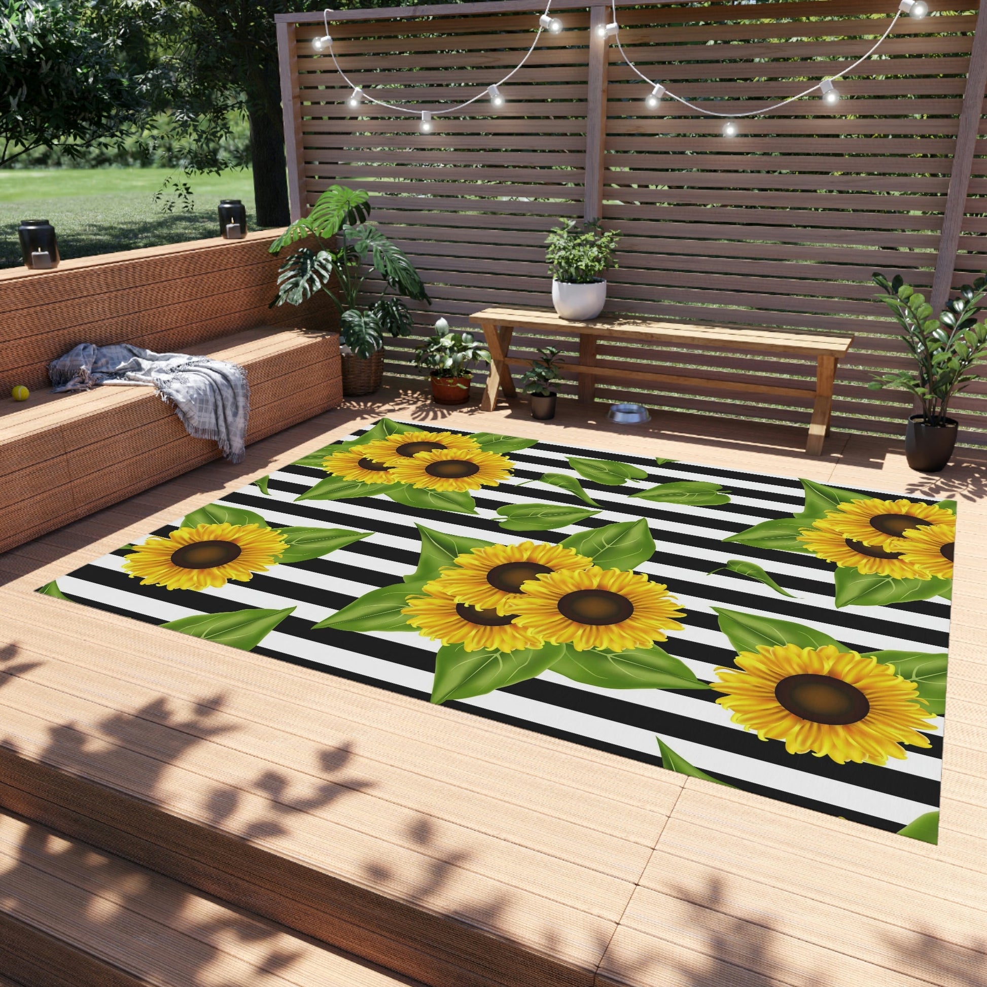 Outdoor Rug Sunflowers on black and white Home-clothes-jewelry