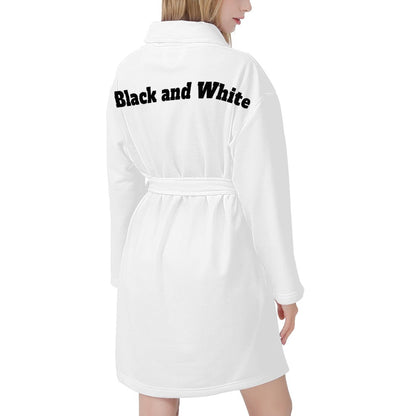 A Classic Combination: Stylish Bath Robe in White with Black and White Accents Home-clothes-jewelry